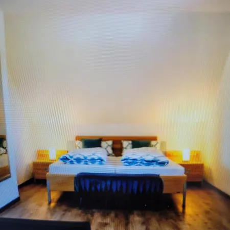 Wonderful, Spacious And Quiet In Апартаменти *
