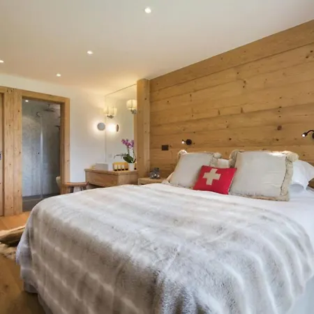 Апартаменти Wonderful, Spacious And Quiet In