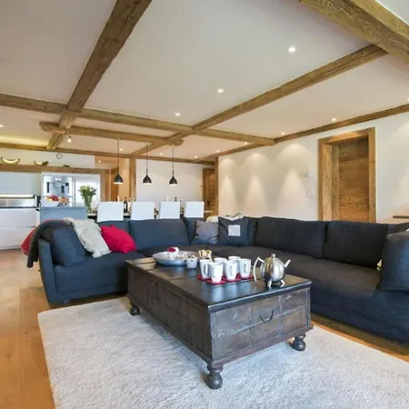 Wonderful, Spacious And Quiet In Апартаменти
